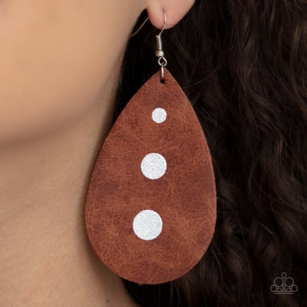 PAPARAZZI EARRINGS